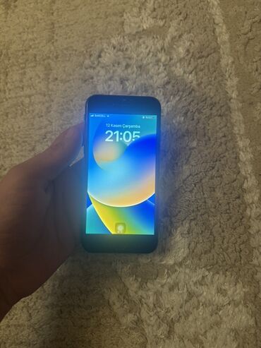 Apple iPhone: IPhone 7, Qara, Barmaq izi — 6