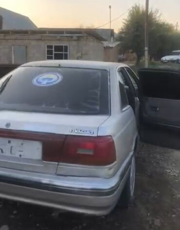 Mazda: Mazda 626: 1988 г., Механика, Бензин, Седан — 2