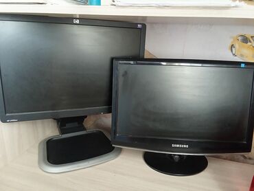 Фото и видеокамеры: Komputer dəstləri – 2 ədəd sistem blok, 2 monitor və klaviatura