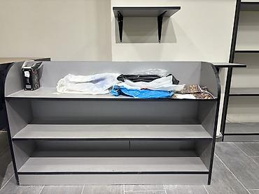 Rəf vitrinləri: Mağaza üçün vitrin rəfləri və stendlər - Material: laminat/MDF tipli — 2
