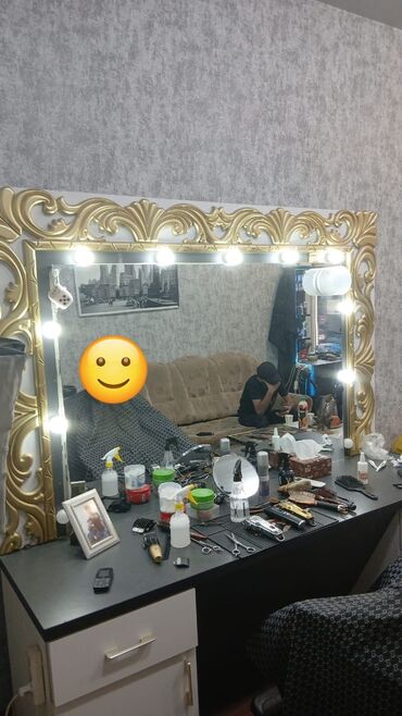 tibbi ref: Salon mebeli 180azn. Unvan bine Nigaz