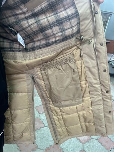 Куртки: Продается зимняя мужская утепленная и стильная куртка от бренда — 7