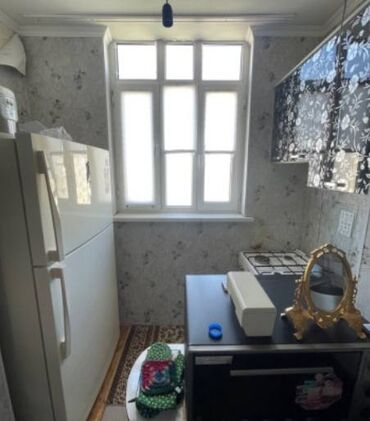 продается 3 комнатная квартира политех: 3 бөлмө, 78 кв. м, 106-серия, 9 кабат, Косметикалык ремонт