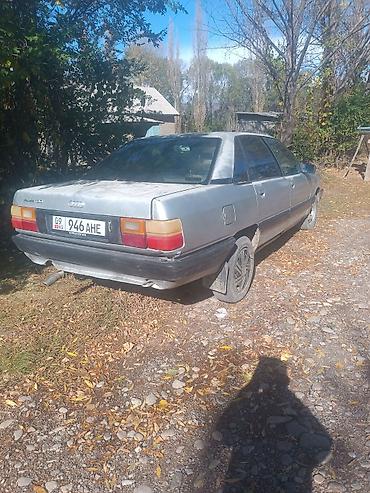 Audi: Audi 100: 1990 г., Кол менен иштөөчү, Седан — 7