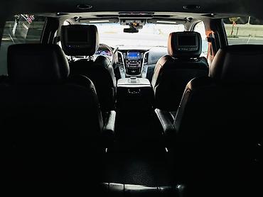 капот портер 2: Cadillac Escalade: 2018 г., 6.2 л, Автомат, Бензин, Внедорожник — 7