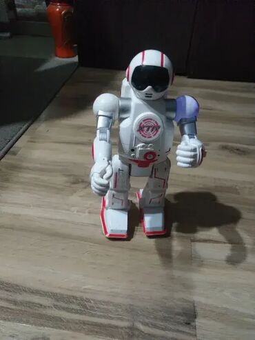 Igračke: 1. ALOK Novo 2. XTR koriscen 3. Kids WowWee Robot charger — 9