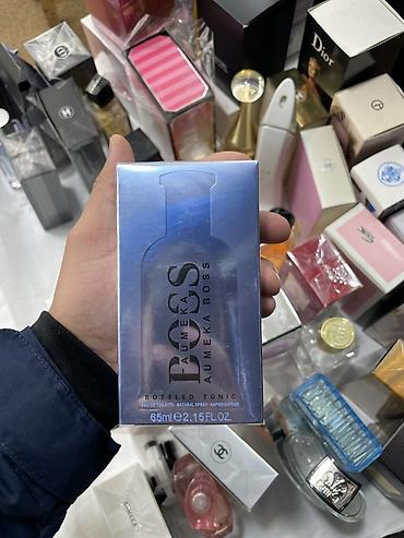 Парфюмерия: Парфюмерия (eau de parfum) различных ароматов. Ассортимент на фото: - — 5