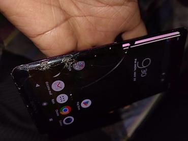 Sony: Sony Xperia (модель SO-01L) - Дисплей: OLED, изогнутые края. На — 7