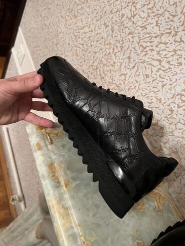 Krasofkalar və idman ayaqqabıları: 42 razmer Dəri kişi ayaqqabısı Türkiyədən gətirilib tam orjinal — 5