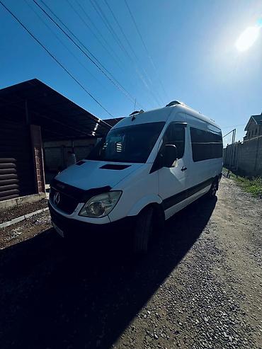 подъемник на спринтер: Mercedes-Benz Спринтер: 2010 г., 2.2 л, Автомат, Дизель, Бус — 7