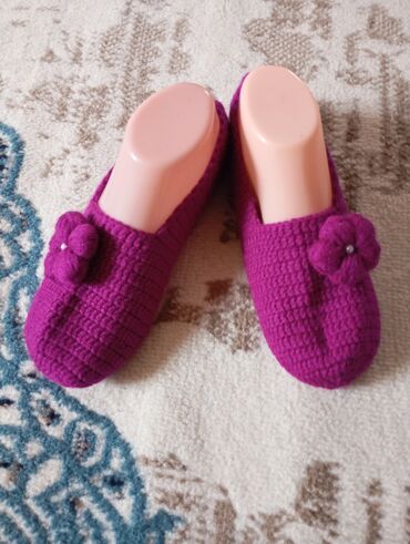 Kolqotkalar, corablar: Toxunma corab satılır Çatdırma pulsuzdur Whatsapp aktivdir istəyən — 3