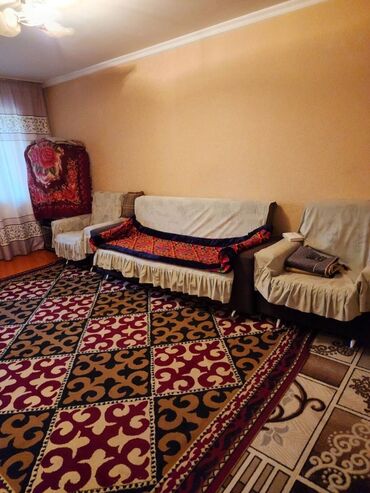 калыка акиева боконбаева: 2 комнаты, 43 м², 104 серия, 4 этаж