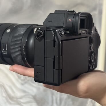 Фотоаппараты: A7 IV Sony 28-70 sigma Sony e Rode micro duo 3 батарейки Флешки 1-64 — 7