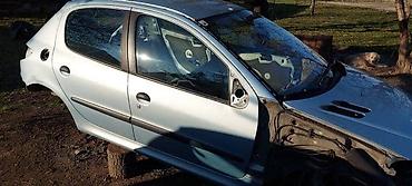 korpe za traktor: VRATA PREDNJA DESNA EYLC BOJA ZA PEUGEOT 206 | Imam sve delove za — 1