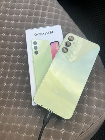 самсунг галакси з флип 4: Samsung Galaxy A24 4G, түсү - Жашыл
