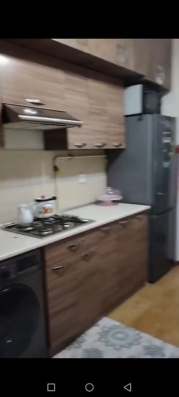 Uzunmüddətli kirayə mənzillər: Əhmədli metrosun çıxışı metroya 3. 5 deyqa piyada .Oba Market usdu — 4