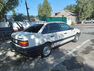 stepwgn rg: Volkswagen Passat: 1992 г., Седан — 4