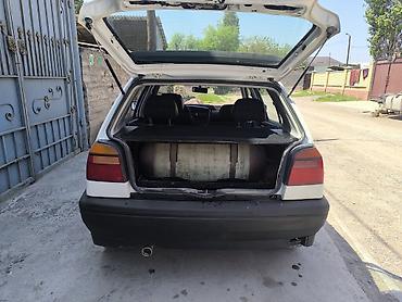 Volkswagen: Volkswagen Golf: 1994 г. — 5