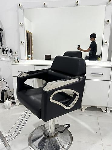 ofis ucun kreslo ucuz: Peşəkar salon kresloları – 2 model - Material: Qara eko‑dəri oturacaq — 3