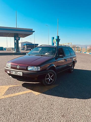 Volkswagen Passat Variant: 1993 г., 1.8 л, Кол менен иштөөчү, Универсал