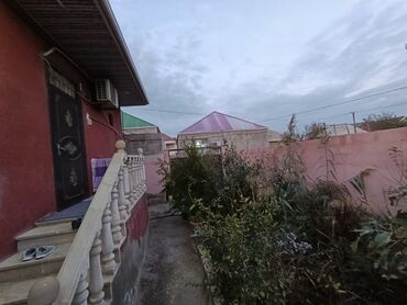 Həyət evləri və villaların satışı: 3 otaqlı, 80 kv. m, Kredit yoxdur, Orta təmir — 2