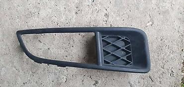 8r0 907 472: MASKA OKVIR MAGLENKE ZA MAZDA 2 | Maska okvir maglenke Mazda 2 — 1