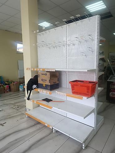 Торговое оборудование: СРОЧНО РАСПРОДАЖА ТОРГОВЫХ СТЕЛЛАЖЕЙ. СОСТОЯНИЕ ОТЛИЧНОЕ. ЦЕНА ЗА — 3