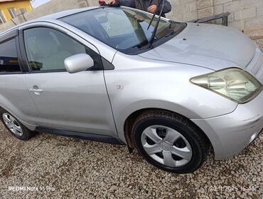 Toyota: Toyota ist: 2004 г., 1.3 л, Автомат, Бензиновая, Хэтчбэк — 3