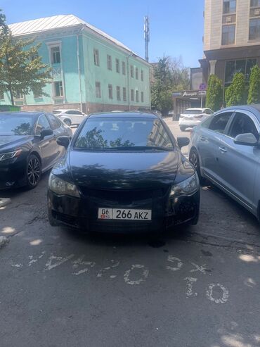 автомобиль на кредит: Honda Civic: 2007 г., 1.8 л, Автомат, Бензин