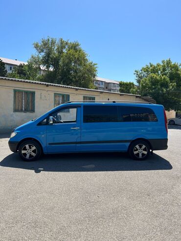 Mercedes-Benz Vito: 2.5 л | 2010 г. Внедорожник