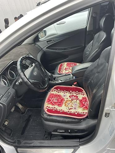 Hyundai: Hyundai Sonata: 2010 г., Седан — 10