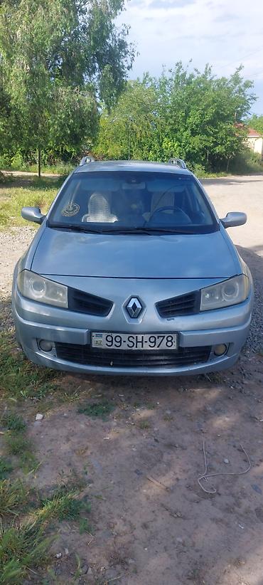 volkswagen polo 1: Renault Megane II Grandtour (universal/kombi), gümüşü rəng. - Kuzov — 1
