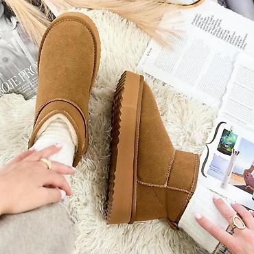 metro obuca trstenik: Ugg classic mini čizmice NOVO Novo Brojevi 36 do 41 fb Moja — 3