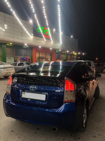 Toyota: Salam. Maşın öz adımadı İli 2011. Texpasport Siğorta yeni olunub — 6