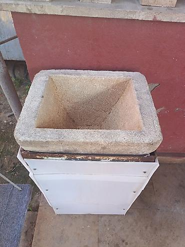 cen su: Tebii su daşı,filtr su ucun su daşı. - Material: tökmə beton/daş — 1