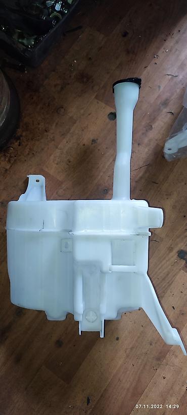 Бачки: Бачок Lexus 2013 г., Новый, Аналог — 3