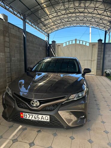 аренда авто с дальнейшим выкупом: Toyota Camry: 2019 г., 2.5 л, Автомат, Бензин, Седан