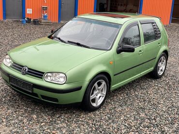 Volkswagen: Volkswagen Golf: 1998 г., 1.6 л, Механика, Бензин, Седан