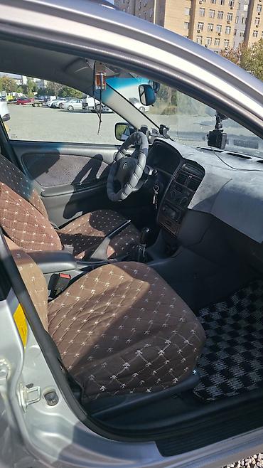 lexus altezza: Toyota Avensis: 1999 г., 1.8 л, Механика, Бензин, Универсал — 9