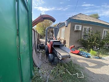 столы для совещаний: Дробилка/измельчитель с ленточным конвейером и электрическим приводом — 2