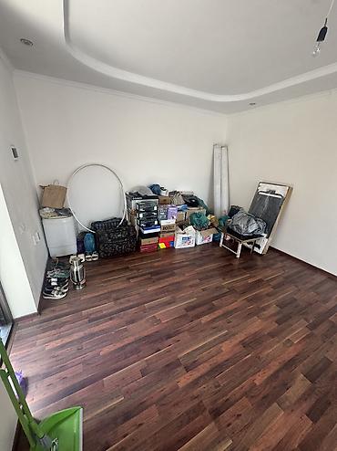 Продажа коттеджей и домов: Продается дом. 4 сот. Все документы в порядке. Есть магазин и баня для — 14