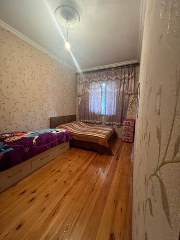 Həyət evləri və villaların satışı: Qaraçuxur qəs. 7 otaqlı, 145 kv. m, Yeni təmirli -da lalafo.az — 4 Həyət evləri və villaların satışı: Qaraçuxur qəs. 7 otaqlı, 145 kv. m, Yeni təmirli — 4