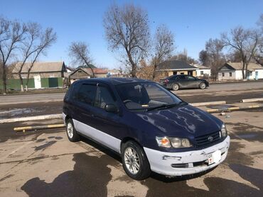 Toyota: Toyota Ipsum: 1997 г., 2 л, Автомат, Бензин, Минивэн