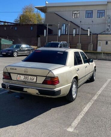 мерседес 2022: Mercedes-Benz 230: 1988 г., 2.3 л, Механика, Бензин, Седан