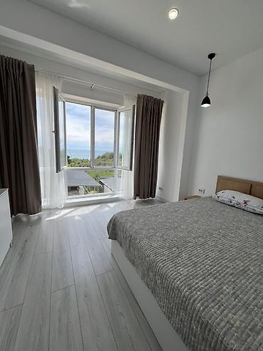 studio apartment: Сдается 1 комнатная квартира на первой береговой линии имеется все — 3