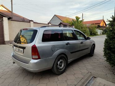 Ford: Ford Focus: 2002 г., 1.6 л, Механика, Бензин