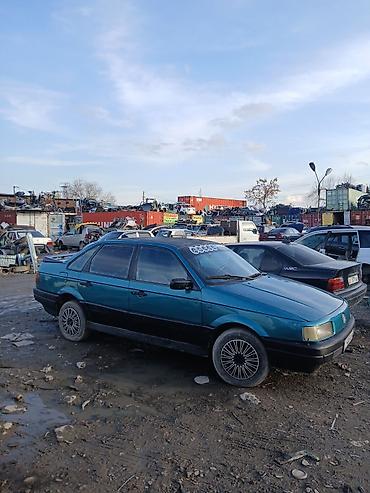 Volkswagen: Volkswagen Passat: 1989 г., 1.8 л, Механика, Бензин, Седан — 8