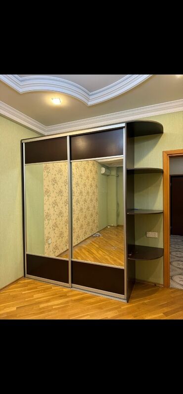 Sifarişlə mebel: Kupe, 2 qapılı Künc dolab, Şifonyer