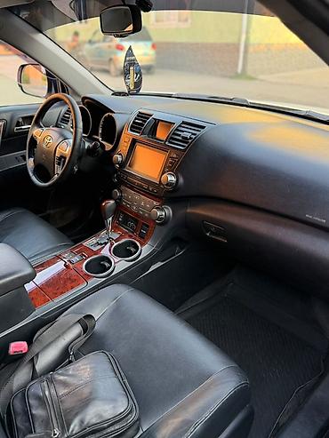крыло лексус 570: Toyota Highlander: 2010 г., Автомат, Бензин, Внедорожник — 9