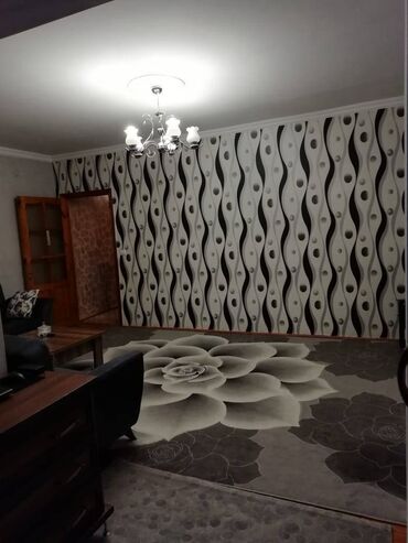 Köhnə tikili: Bakı, 3 otaqlı, Köhnə tikili, m. Qara Qarayev, 70 kv. m — 3